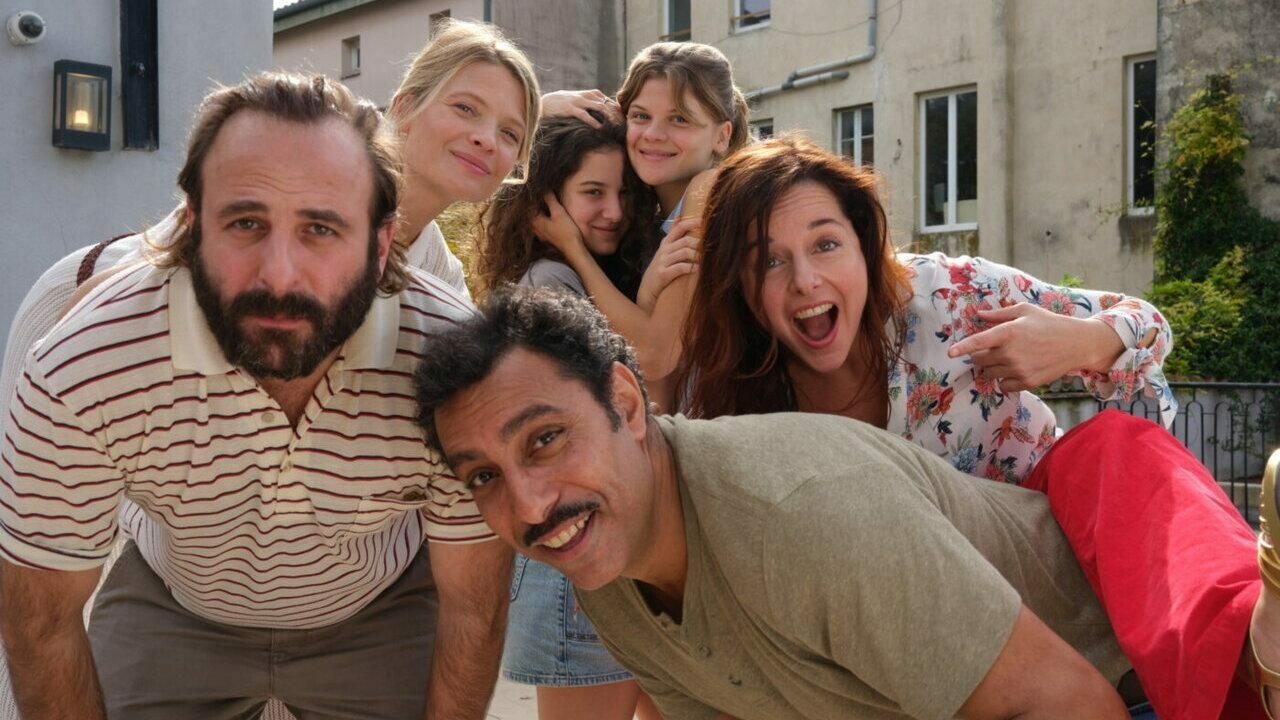 Cest quoi lamour 0 7b3fd4d655eef5264bf3e25838e3517a 0