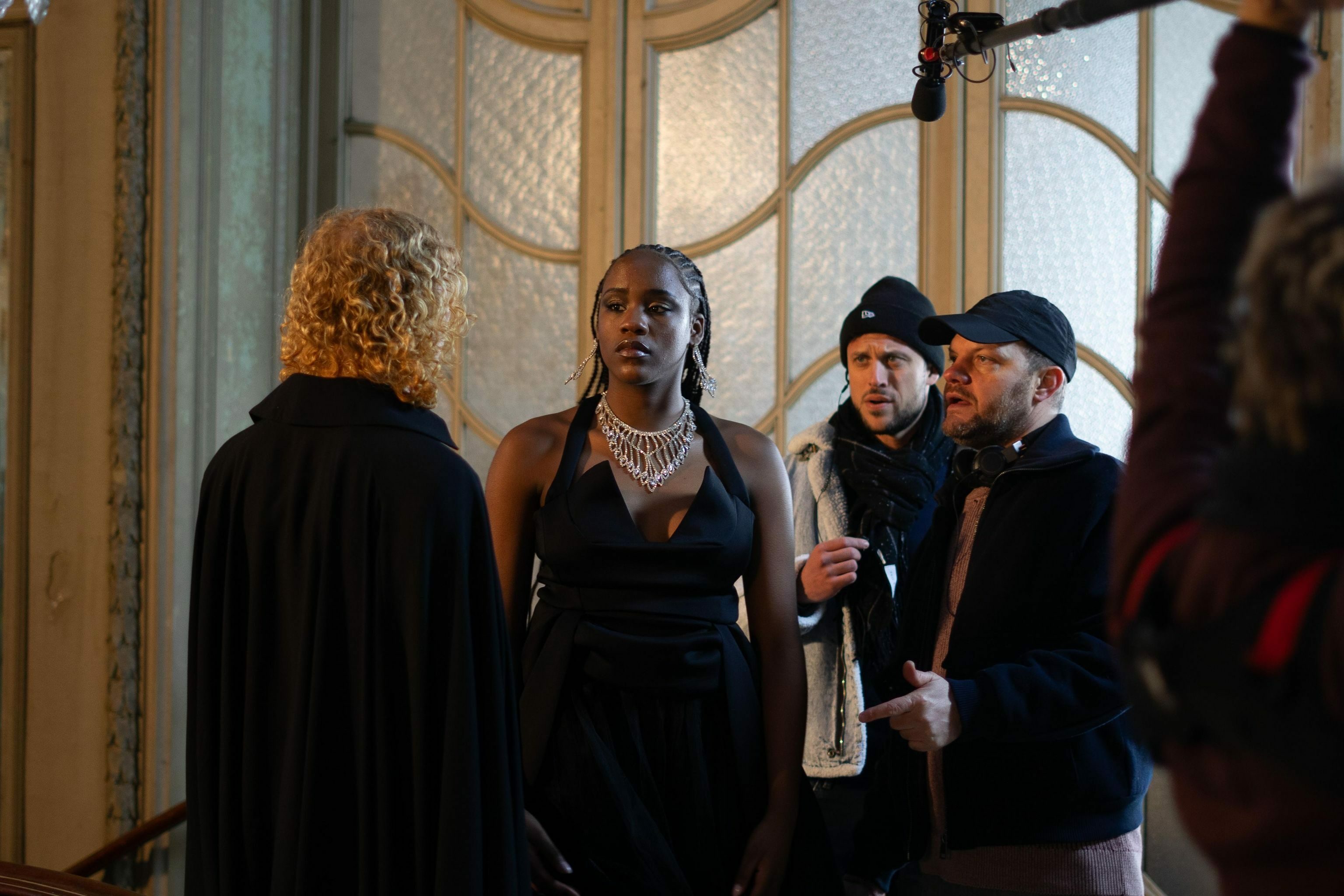 Real faces 0 0a03e84deb9bfa7d8136b44a7f2f48c4 0